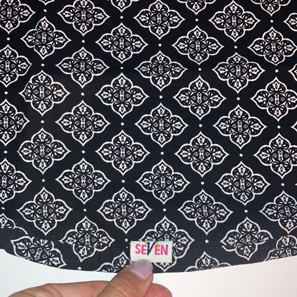 Seven Slings LLC The Original Pouch Sling Black Magic Boho Print NWOT Seven Baby - Picture 3 of 13